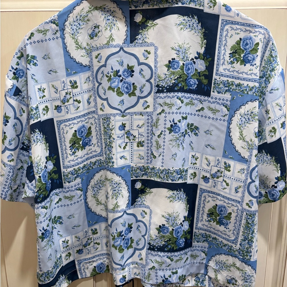 NWT Floral Patchwork Blue Shirt - Picture 3 of 3